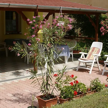 Magdalena Apartmanhaz * Zalakaros