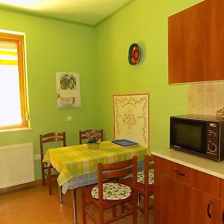 Magdalena Apartmanhaz * Zalakaros
